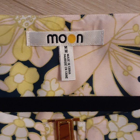 Moon dress - Picture 3 of 7